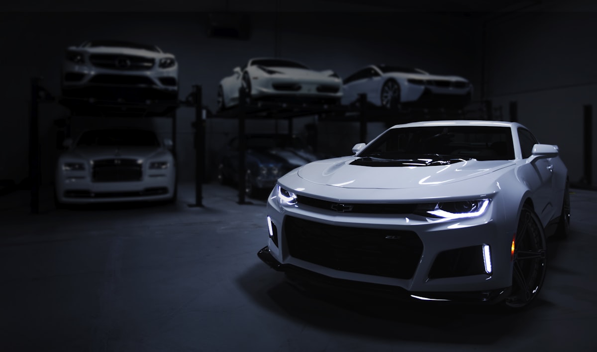 Vehicle service and workshop repairs